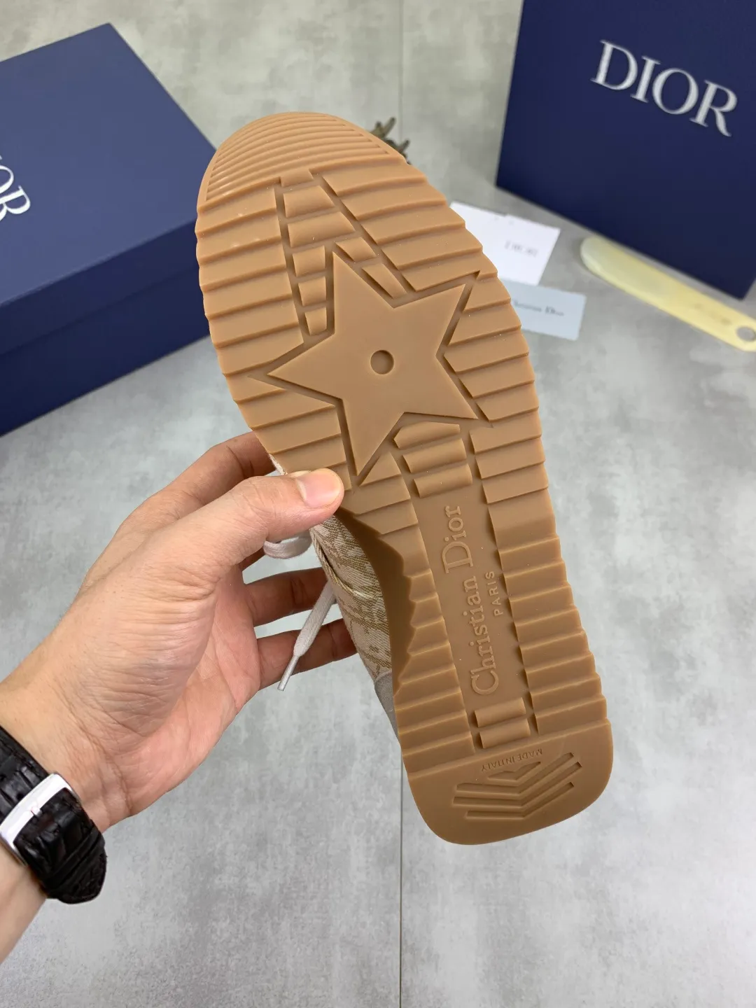 Men's Men's Shoes💰P420💰[New Style]🆘[Dior] 2025 Dior Original Lace-up Low-top Men's Shoes Classic casual shoes 🔥This model is the official flagship model with high quality and made by famous original designers. It is made of high-quality cowhide with original materials➕comfortable and breathable mesh lining➕pigskin insole. The perfect last shape and generous and fashionable design have attracted many consumers and are suitable for drivers to drive🚗. What you want is the best quality in the market. Color: 8️⃣Color Code number: 38--44 (45 46 customized)